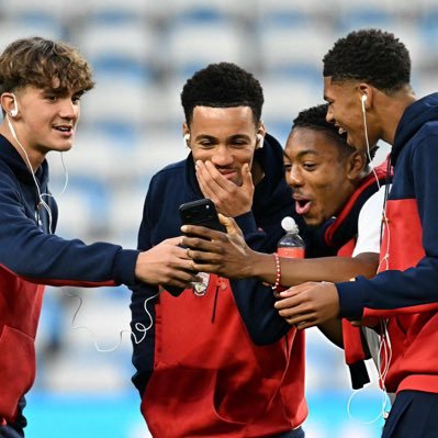 leriii69's profile picture. 