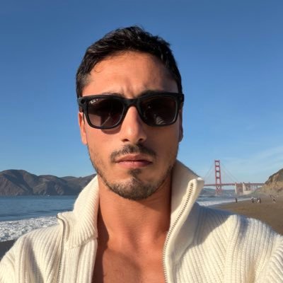 david_chikly's profile picture. Scaling ideas through code.             Co founder of Airfold