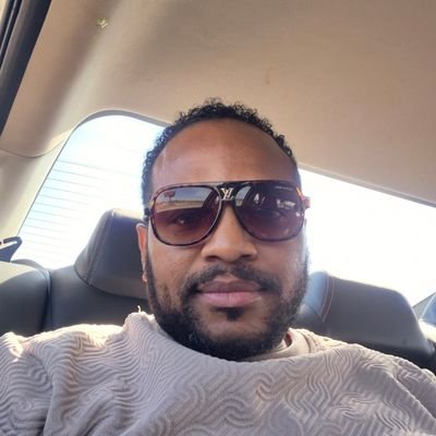 rahRah2043187's profile picture. If you knew better, you do better period.