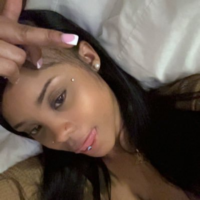 KiaraaaC__'s profile picture. Boy Mom 🧸💙 #LongLivePC #LongLiveGranny 🤍🕊️