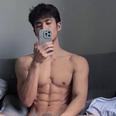 manzanera184179's profile picture. 分享网红直男体育生线下的一面，Tg频道链接直击片场