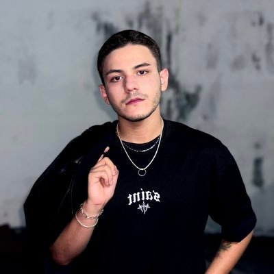 MyGhostDied's profile picture. ONCE 🩵♪ disque pichón de médico👨🏻‍⚕️