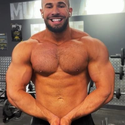 Hezeer_'s profile picture. Hey 💪🏼