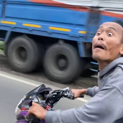 klambiputih330's profile picture. follback 💯💯💯