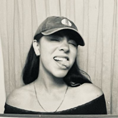 naomimondragonr's profile picture. 