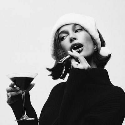 purpose4bieber's profile picture. multi acct | prince & princess of pop | bieber family defense team | purpose is my bible |