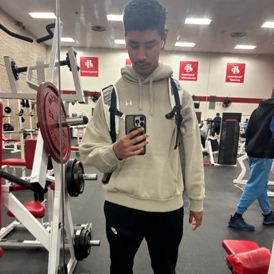 ryzkybtw's profile picture. irl content maybe gaming