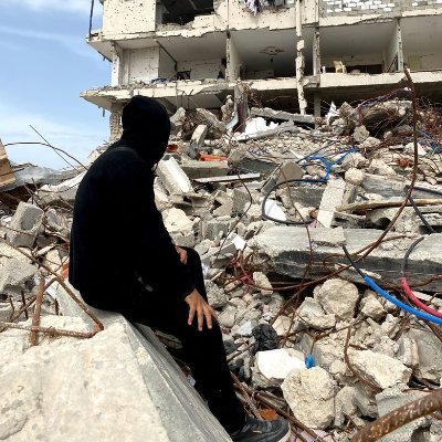 sule_R_iman's profile picture. Three things we cannot deny: the sun, the moon, and the truth.