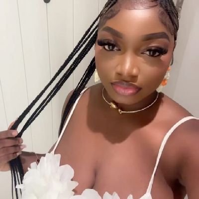 Joy8952's profile picture. 