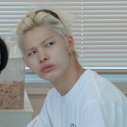 jgwnsmirk's profile picture. engene 💗✨️ since 2021