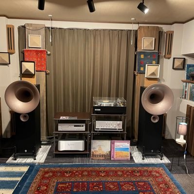 m3Fw2U68x845519's profile picture. 夫が選んでくれた音を🎵聴きながら 美味しいコーヒー☕️で、まったりする時間が好きです。📗本を読む事も好き。ボーと空を見上げる事も好き^_^ 美しいものを沢山みていきたい✨