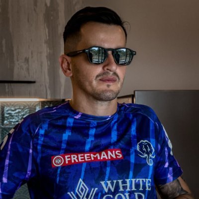 Total_Kbfc's profile picture. ✎ 🇮🇳𝘼𝙗𝙨𝙤𝙡𝙪𝙩𝙚 𝙆𝙗𝙛𝙘
@Keralablasters
𝐅𝐚𝐧á𝐭𝐢𝐜𝐨 𝐭𝐨𝐭𝐚𝐥 𝐝𝐞𝐥 𝐤𝐛𝐟𝐜
𝐒𝐞𝐦 𝐇𝐲𝐩𝐞, 𝐚𝐩𝐞𝐧𝐚𝐬 𝐞𝐬𝐩𝐞𝐫𝐚𝐧ç𝐚