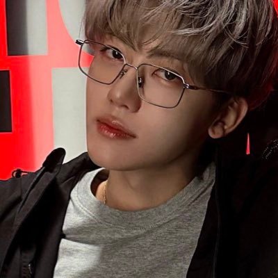 mumiskyblue's profile picture. 