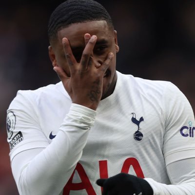 overwhathuh's profile picture. احب لما تنحشر و تتحسس من كلامي لدرجة انك تدخل حسابي تدور على شي ترد عليه.