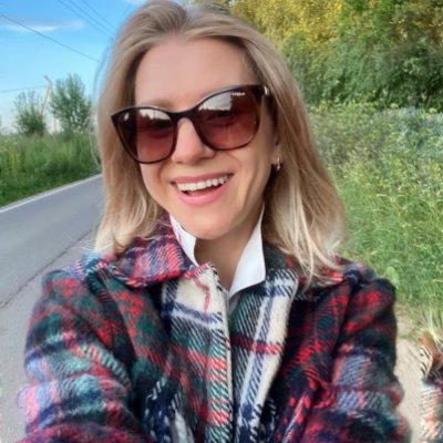 rachellangoni's profile picture. 