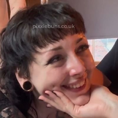 thewhorax's profile picture. I'm the whorax and I speak for the D • kinda like @piixxiebuns, but way more of a loser and not as slutty x