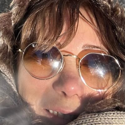 ArzuKushan's profile picture. #RadikalTahammülsüz