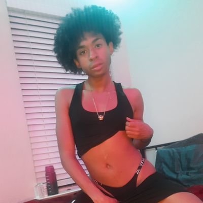 Burning_Light33's profile picture. Just a cutey that likes to play-Guys with big 🦶🏿🦶🦶🏼 dm's open🔞  femboy| gaymer💕
#feet #femboy #twink