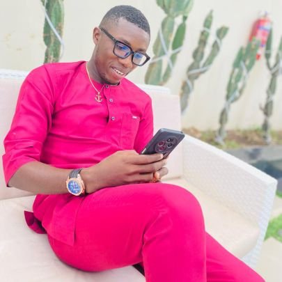 WambutdaJnr's profile picture. I am an easy person, a football lover and a jovial person.