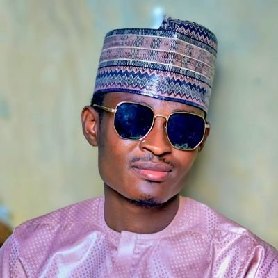 Shamsu_Abk's profile picture. 𝐴𝑙𝑙𝑎𝒉 𝑓𝑖𝑟𝑠𝑡 🌍𝑃𝑟𝑜𝑢𝑑𝑙𝑦 𝑀𝑢𝑠𝑙𝑖𝑚 🤱𝑀𝑜𝑚 + 𝐷𝑎𝑑👨‍👩‍👦 𝑚𝑢𝑠𝑖𝑐 𝑙𝑜𝑣𝑒🎶 𝑙𝑜𝑣𝑒 𝑦𝑜𝑢 𝑓𝑎𝑚𝑖𝑙𝑦 & 𝑓𝑟𝑖𝑒𝑛𝑑𝑠 💯