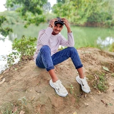 oyeamang's profile picture. From bihar (Buxar) 😎
bhojpuri content 🎧❤️
Email-aman894574@gmail.com
#loue #bhojpuri_song #studentlife