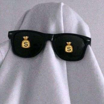 ClaraSenge15209's profile picture. 随便玩玩