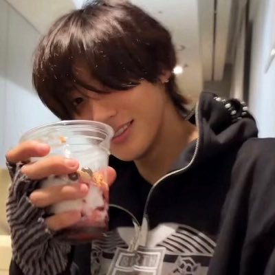 nnnnnnnnakooooo's profile picture. loser à ses heures perdues