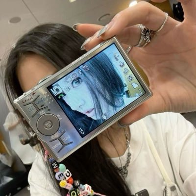jungsukittyy's profile picture. i'm lost but never found