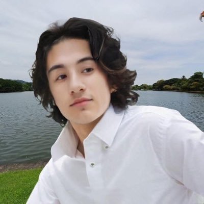 ys41294's profile picture. ช่างคิดละเอียดละออ