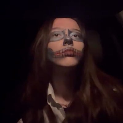 sujutsu_'s profile picture. 🍵📚📖🕯