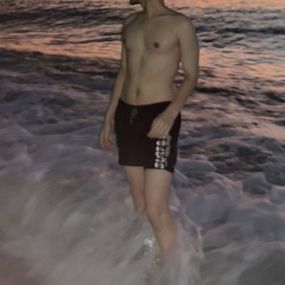 egzotikmeyve_'s profile picture. erkek