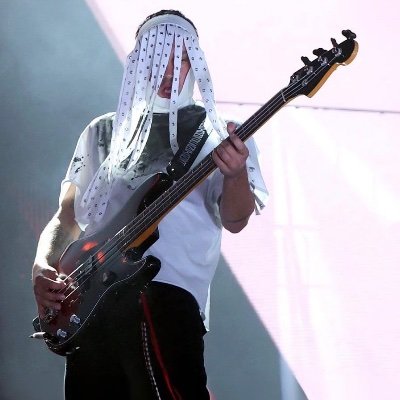 blurancy's profile picture. intentions are everything

power to the local dreamer |-/