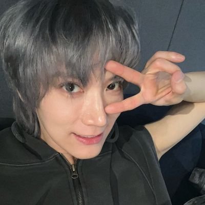 kitten_tennie_'s profile picture. ⋆.˚ #李永钦 ★ the biggest Ten's tattoos enthusiast ⋆.˚