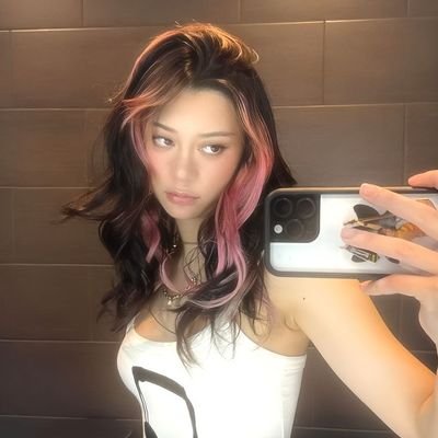 teukiiii's profile picture. ⋆｡‧˚ katsuju ɞ˚‧｡⋆