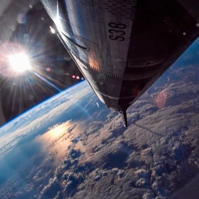 clemirsilv15131's profile picture. 