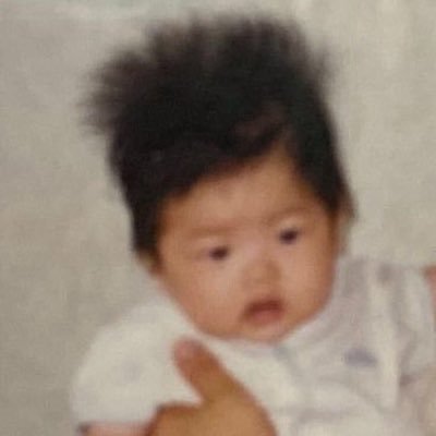 v2stau's profile picture. 구독🥺