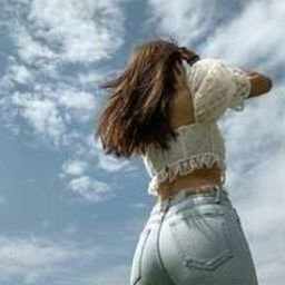 Klouicirc25496's profile picture. 