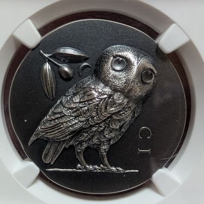 bJMfEQcHxj4PeaW's profile picture. ある日突然オリ千、記念硬貨を手に入れてから始まった古銭→アンティークコイン収集超初心者でし。あ、それと、生物全般も好きです。勝手に虫に話しかけてドン引きされます。