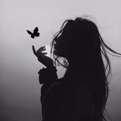 queen2007_cr7's profile picture. @Cristiano 🤍🐐🇵🇹@realmadrid 🤍 @DiogoMCosta99💙
♡ ⧼وَأُفَوِّضُ أَمْرِي إِلَى الله إِنَّ اللَّهَ بَصِيرٌ بِالْعِبَادِ⧽ ♡