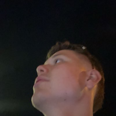 fkdreamz's profile picture. yuh