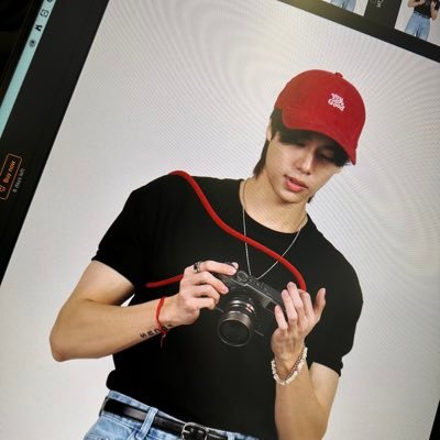 AV0CARIE's profile picture. welcome in my obsessions . . .