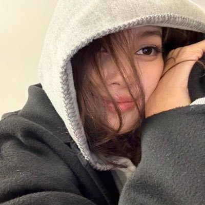 smthneverdie's profile picture. 