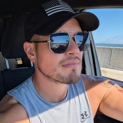 unholychompers's profile picture. Gamer 🎮 | Fitness fanatic🏋🏻‍♂️| Memes 🤭
AI Stuffs | South Texas living 🇺🇸