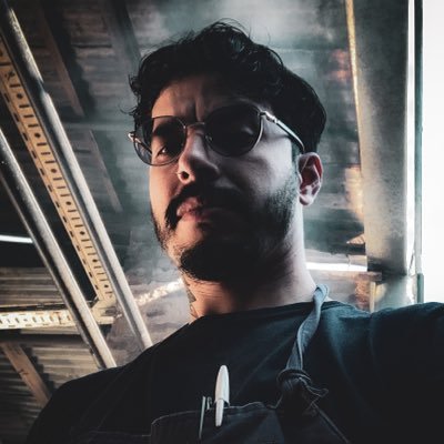 JaviherPlaza11's profile picture. Cocinero con ascendencia en idiota.
Mi cocina es el infierno y yo soy el diablo.