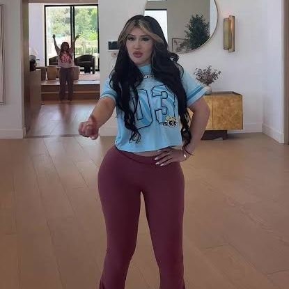 serah_sand809's profile picture. I'm available for all kinds of fun