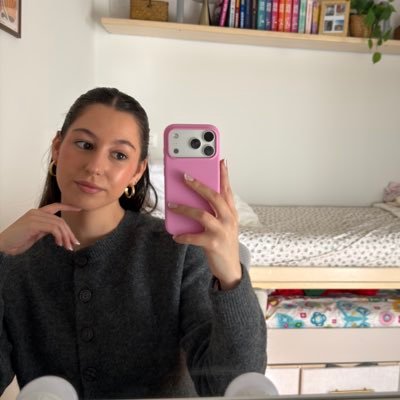 imneex's profile picture. 🍒💋🌶️