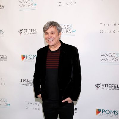 diariesofpepe's profile picture. Manager to country music E Sid sensation Rod Stewart, navigating the industry with a passion for authenticity, creativity, and connecting with fans 🌟