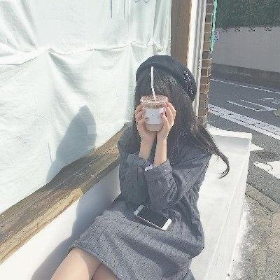 JanetYoung67335's profile picture. 離婚した孤独な女性は、