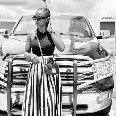 ada_jenin's profile picture. I’m just here to chill,I really don’t have strength for drama.If the stars were made to worship,so will I✨✨