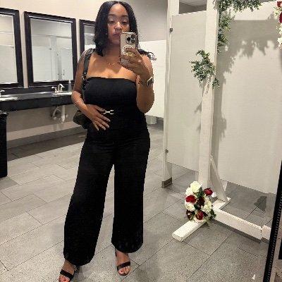 callme_ren's profile picture. Access Denied 
Let God Lead 🧡
Isaiah 54:17